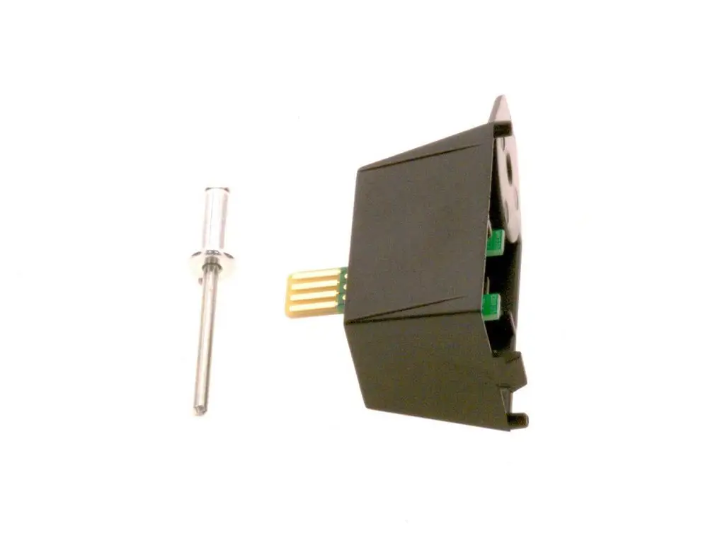 Schwarzes Bosch Modul mit mehreren Kontakten und einem Metallstift, auf hellem Hintergrund. Es scheint Teil eines elektrischen oder elektronischen Systems zu sein.
